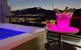 “Villa Mogán Mall”, con jacuzzi